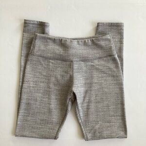 Kyodon Gray Herringbone Pattern Leggings Size Medium